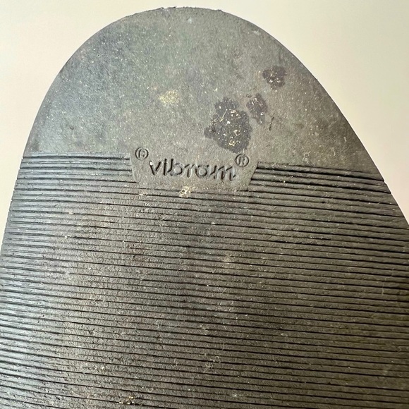 Johnston & Murphy Henrick Wingtip Oxford - Picture 15 of 16